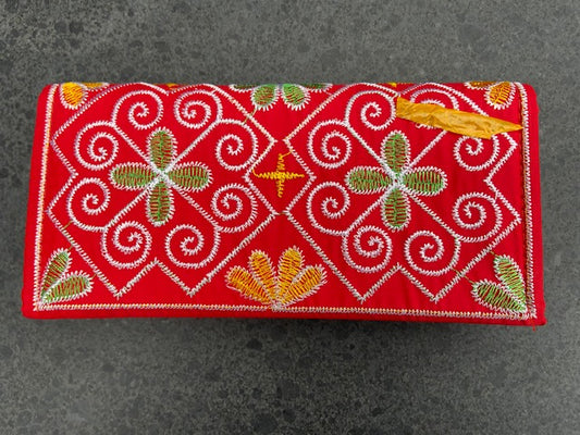 Portemonnee borduursels magneetsluiting fairtrade handgemaakt