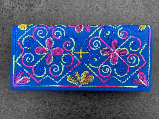 Portemonnee borduursels magneetsluiting fairtrade handgemaakt