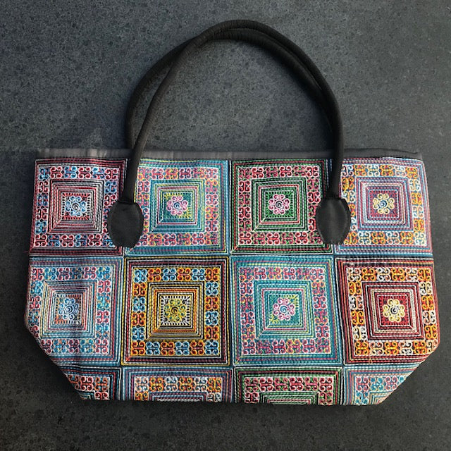 Schoudertas gekleurd borduursels ritssluiting