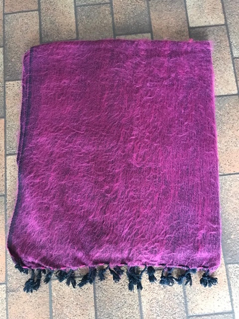 Nepalese Sjaals Yakwol Jakwol Shawls Yak wool Fairtrade omslagdoek Nepal paars zwart