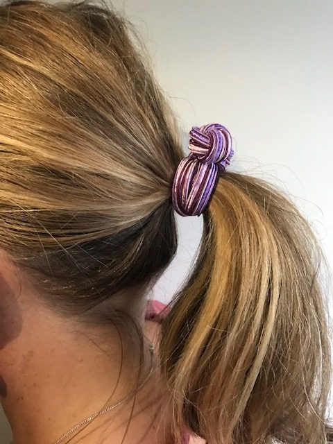 haarclip knoop haar knotted paars roze wit